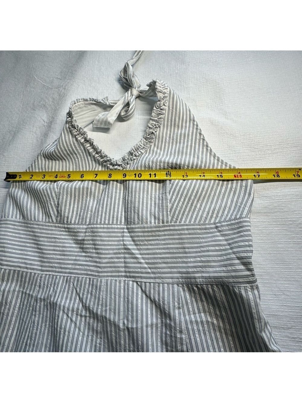 Reitmans Halter Backless Sundress in Gray and White Size 8 - Picture 5 of 8